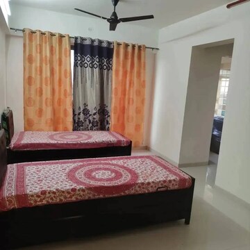 Room in  Pg at Satellite Garden, Goregaon East – for Rent