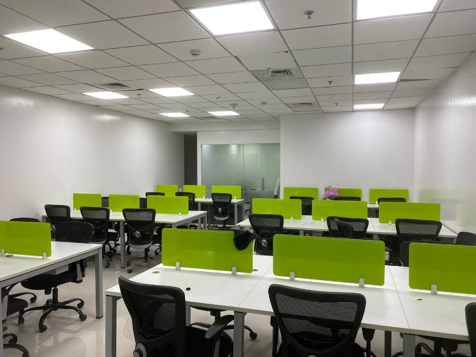 Office Space For Sale in Amanora Chambers