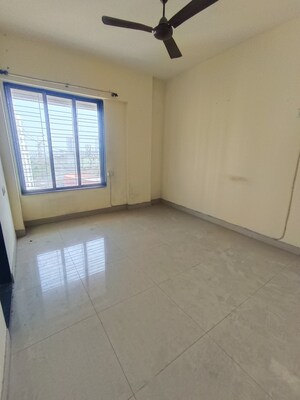 Room in 2 BHK Apartment at Supernal Gardens, Kolshet Road – for Sale