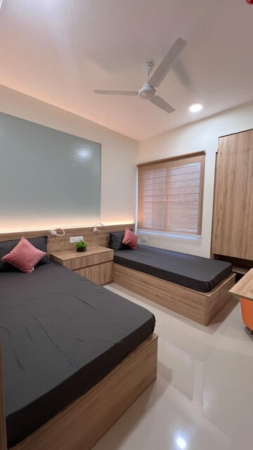 Room in Studio Apartment at Hinjewadi – for Rent