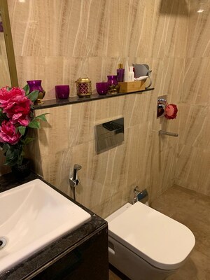 Master Bedroom in 3 BHK Apartment at Lodha Sterling, Kolshet Road – for Sale