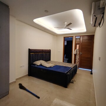 3 BHK Builder Floor For Rent in Chattarpur