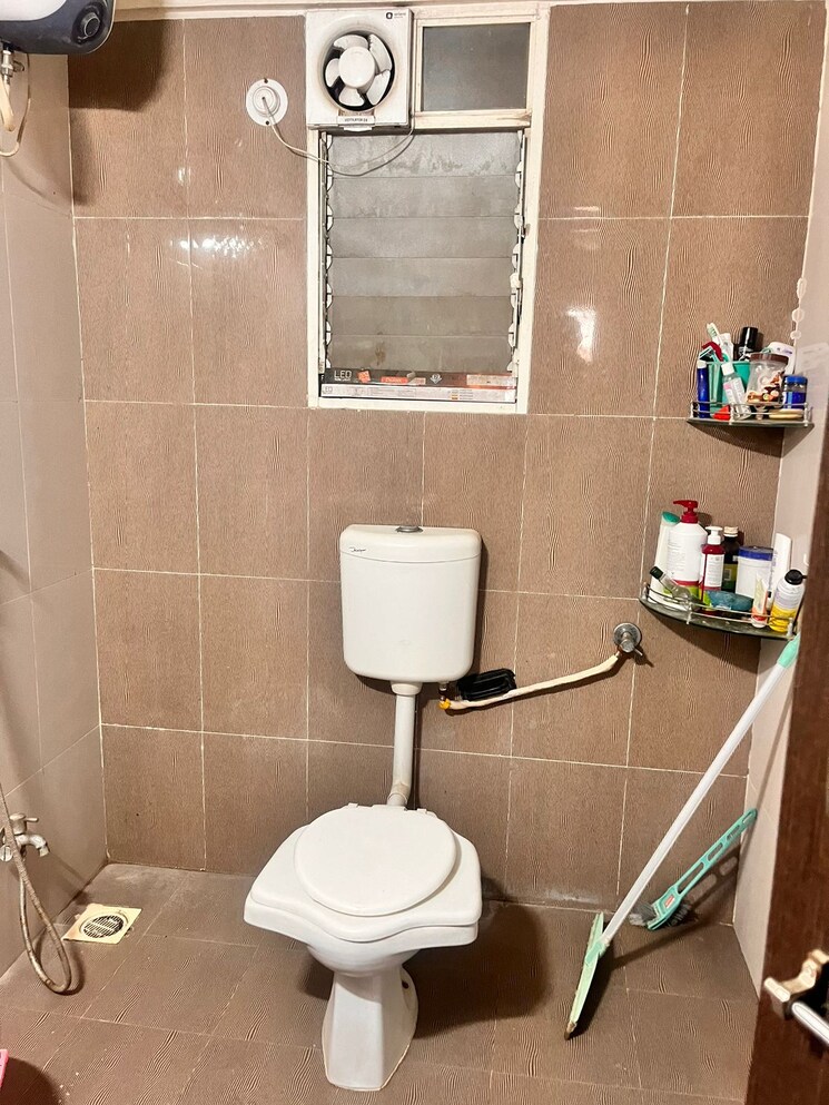 Bathroom, blue-berry 2 Bedroom 850 Sq.Ft. Apartment In Kharadi Pune 8636686