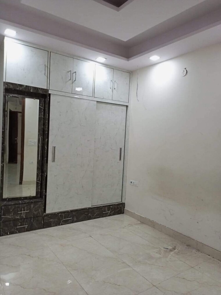 Room, shastri nagar 2 Bedroom 500 Sq.Ft. Builder Floor In Shastri Nagar Delhi 8636702