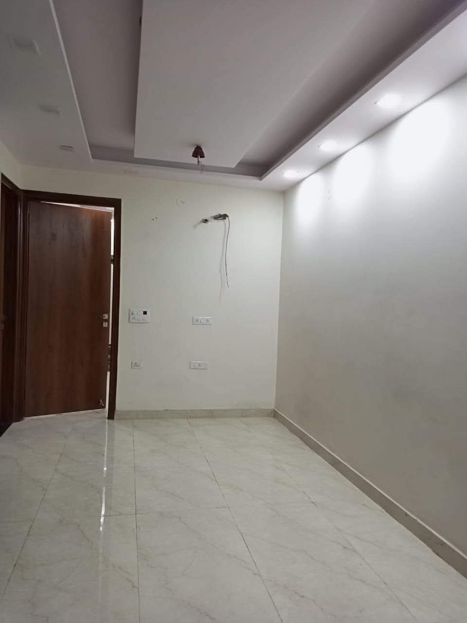 2 BHK + Extra Room Builder Floor For Sale in 2 Bhk Flat For Sale In de