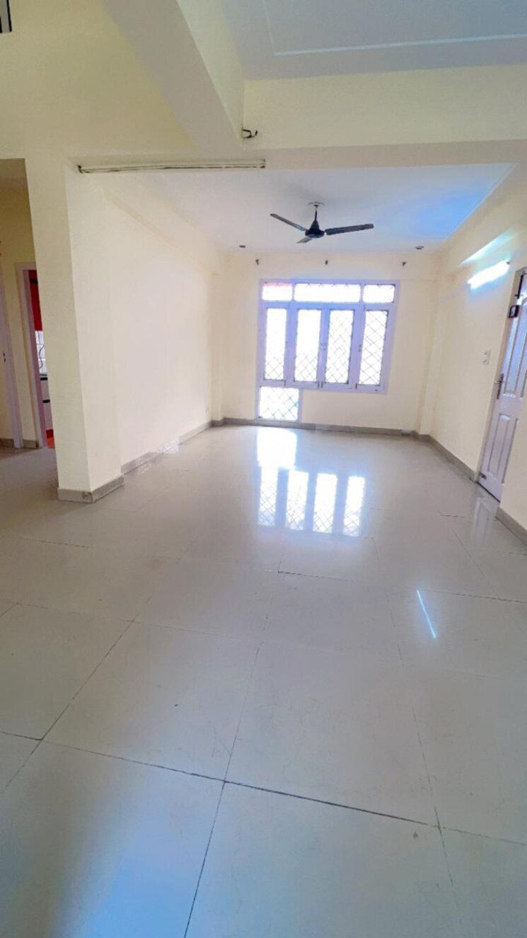 Room, tedhi pulia 2 Bedroom 1500 Sq.Ft. Apartment In Tedhi Pulia Lucknow 8636708