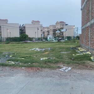  Plot – Exterior View View at Vasant Vihar - for Sale