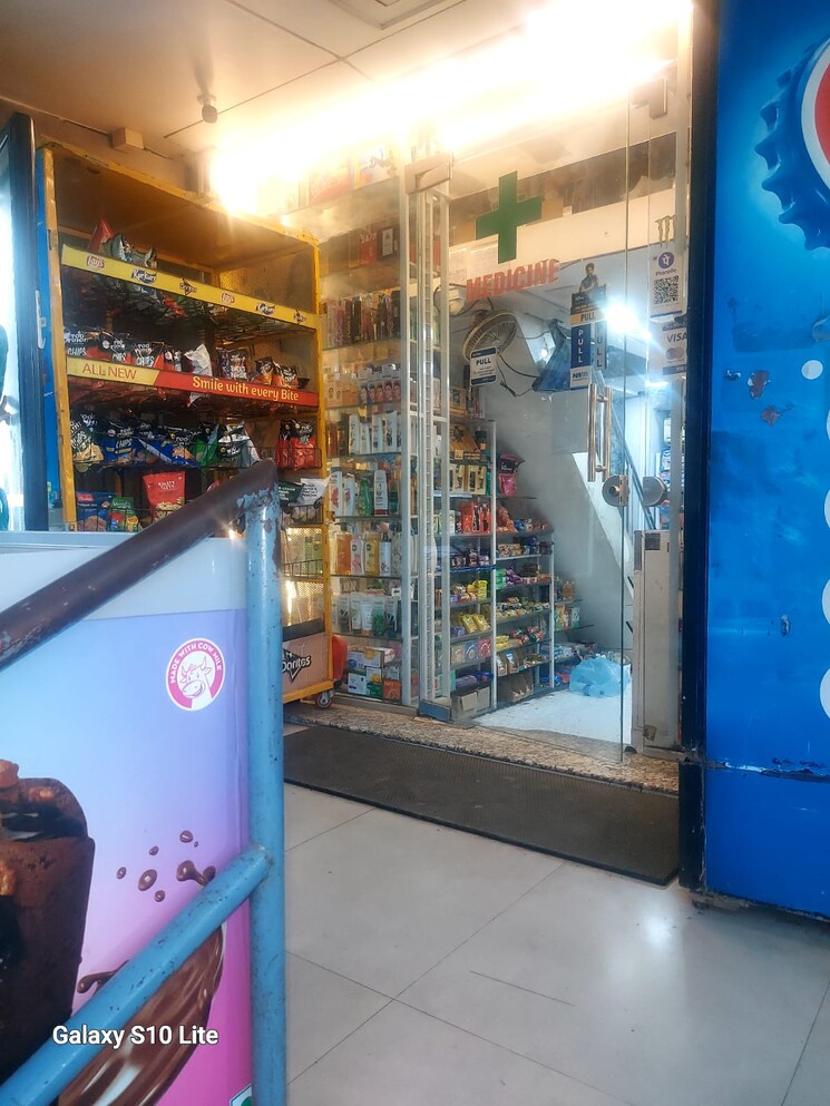 undefined, sarang-building Commercial Shop 400 Sq.Ft. In Lower Parel Mumbai 8636724
