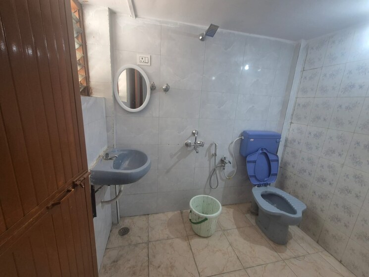 Bathroom, nerul Pg For Boys & Girls In Nerul 8636726