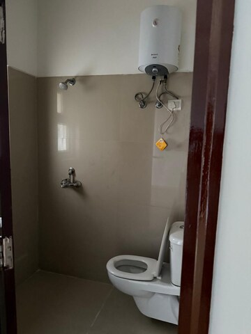 2.5 BHK Builder Floor For Rent in Smart World Gems, Sector 89