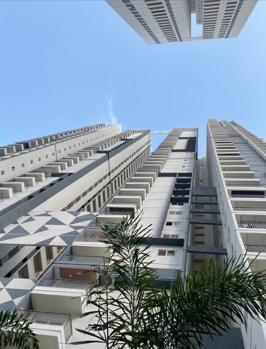 2.5 BHK Apartment For Rent in Candeur 40