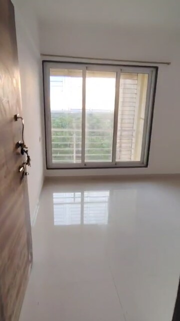Room in 2 BHK Apartment at Trishul Patel Heights, Ghansoli – for Rent