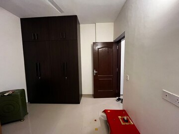 Furnished Amenities in 3.5 BHK Apartment at Omaxe Waterscapes, Gomti Nagar – for Rent
