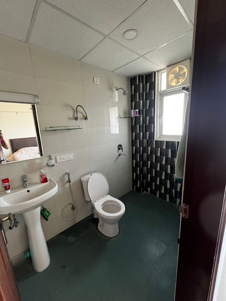 Master Bedroom, omaxe-waterscapes 3.5 Bedroom 1775 Sq.Ft. Apartment In Gomti Nagar Lucknow 8636787