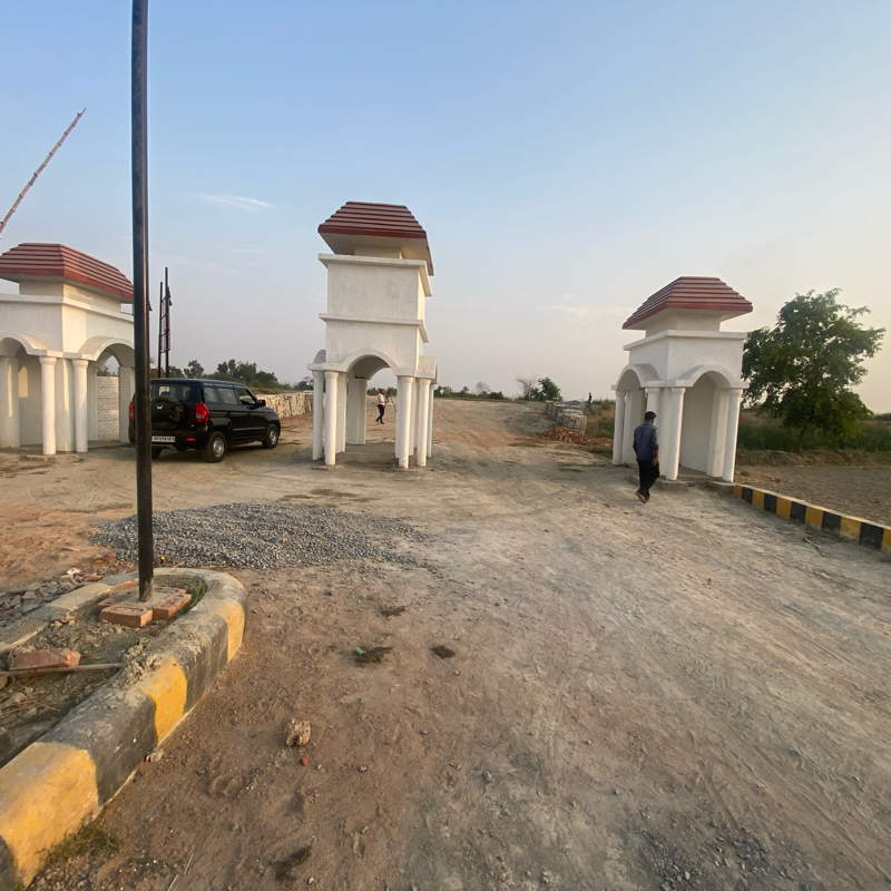 Plot For Sale in Ib Proparty 