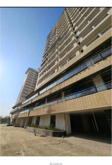  Shop – Exterior View View at Gaur Runway Suites, Gaur Yamuna City - for Sale