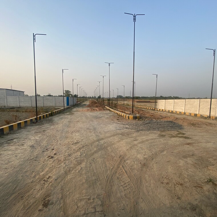 Room, sultanpur road  996 Sq.Ft. Plot In Sultanpur Road Lucknow 8636795