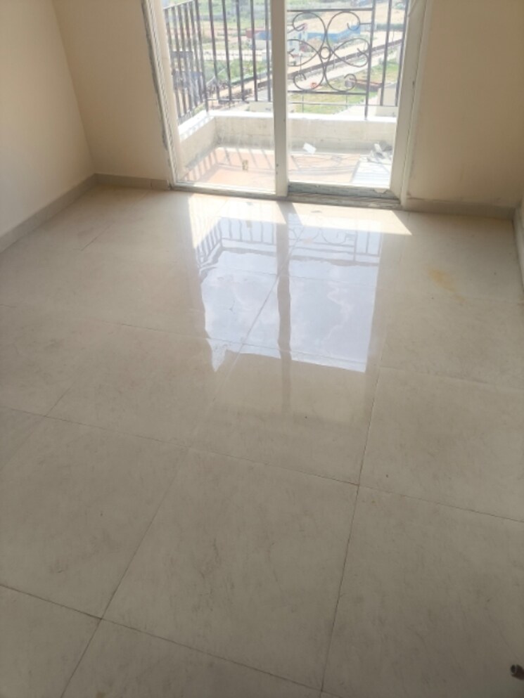 Room, signature-the-millennia-2 2 Bedroom 605 Sq.Ft. Apartment In Sector 37d Gurgaon 8636872