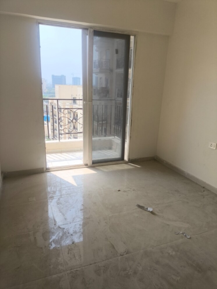 Room, signature-the-millennia-2 2 Bedroom 590 Sq.Ft. Apartment In Sector 37d Gurgaon 8636883