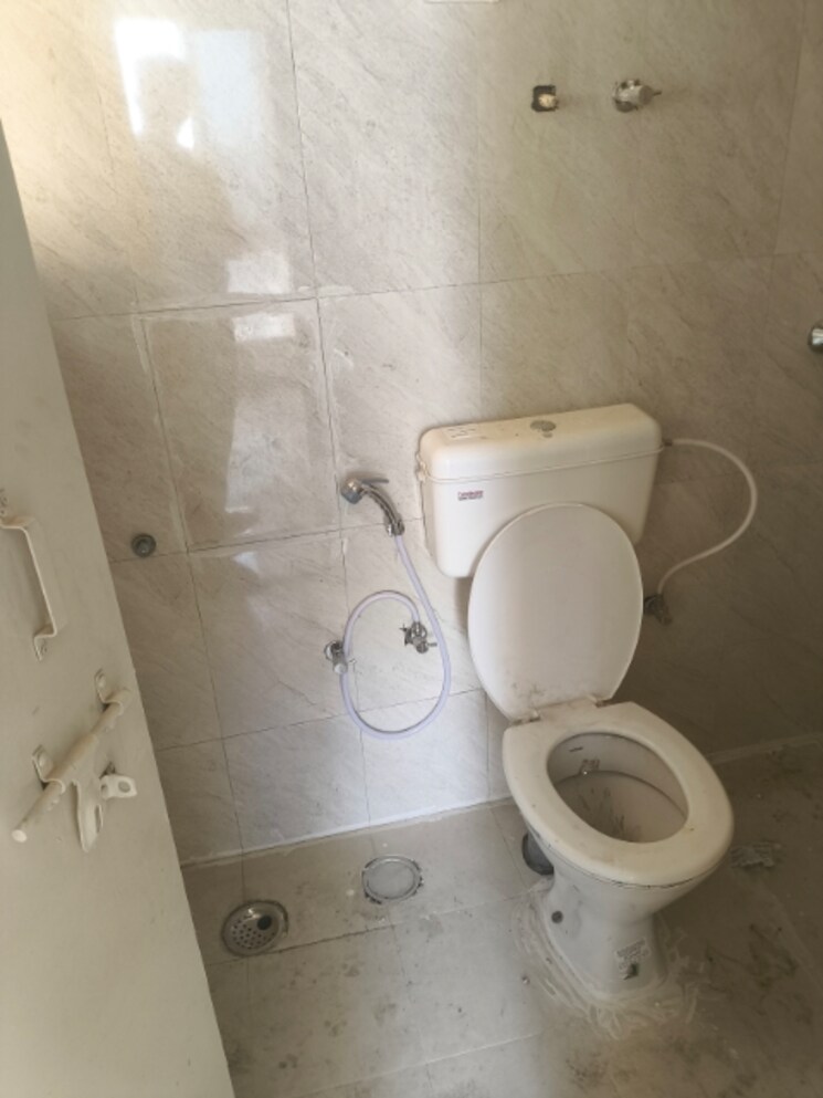 Bathroom, signature-global-the-millennia 2 Bedroom 595 Sq.Ft. Apartment In Sector 37d Gurgaon 8636897