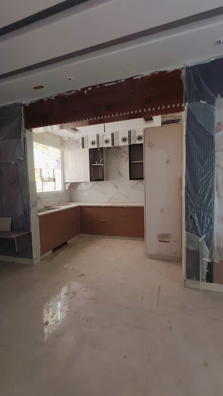 Kitchen, fidato-honour-homes 3 Bedroom 180 Sq.Yd. Builder Floor In Sector 89 Faridabad 8636917