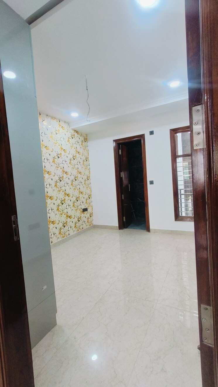 Room, fidato-honour-homes 3 Bedroom 133 Sq.Yd. Builder Floor In Sector 89 Faridabad 8636937