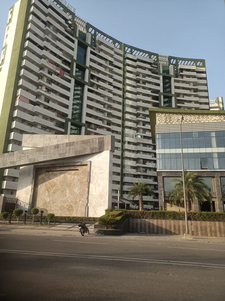 Exterior View, parx-laureate 4 Bedroom 4800 Sq.Ft. Apartment In Sector 108 Noida 8636969