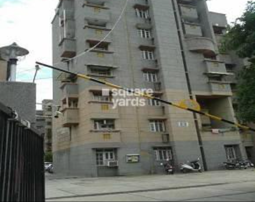 4 BHK Apartment For Sale in Greenvalley Apartments se