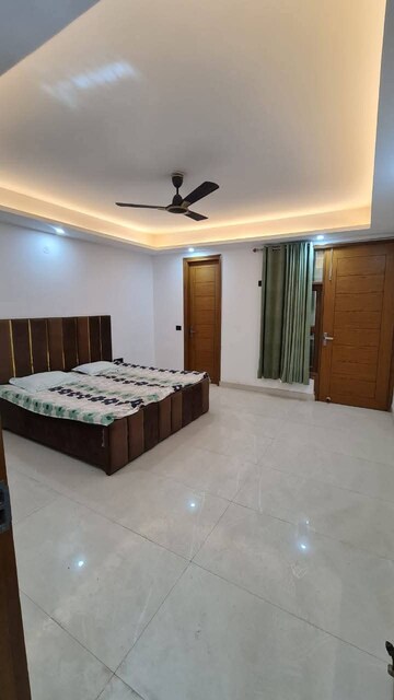 Room in 2 BHK Builder Floor at Freedom Fighters Enclave – for Rent