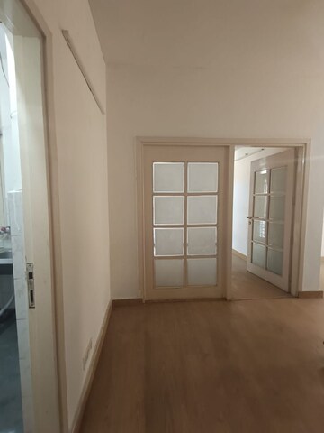 Room in 2 BHK Builder Floor at Green Park – for Rent