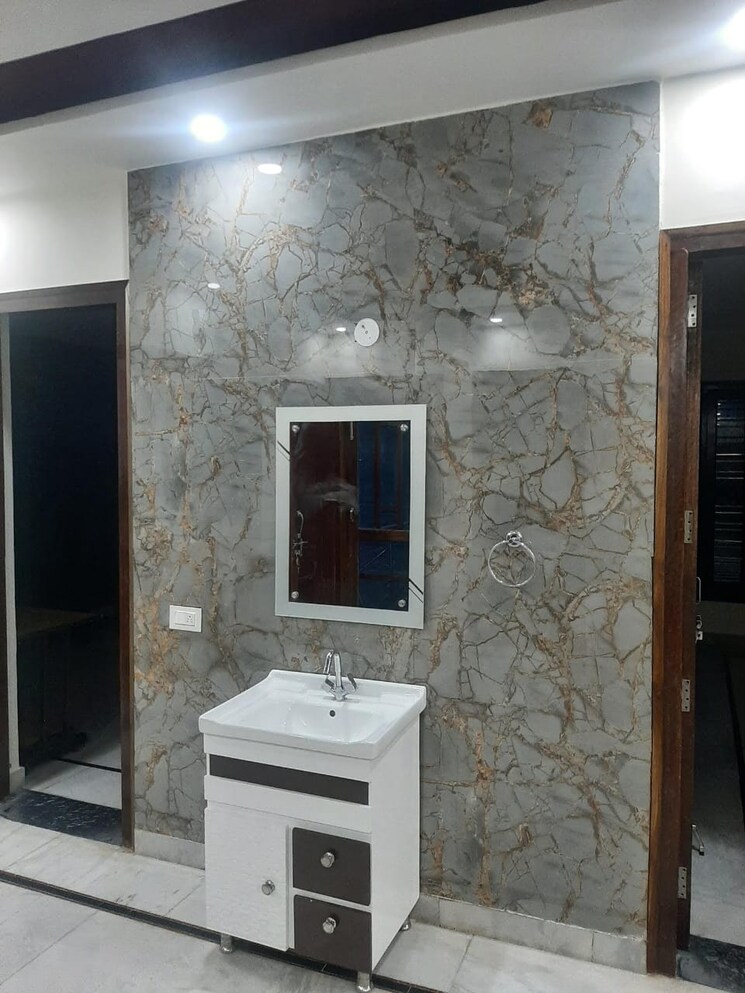 Bathroom, gmada-eco-city 3 Bedroom 1800 Sq.Ft. Builder Floor In North Mullanpur Chandigarh 8637072