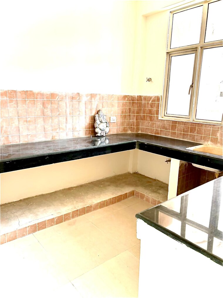 Kitchen, eldeco-green-meadows 2.5 Bedroom 1515 Sq.Ft. Apartment In Pi Greater Noida Greater Noida 8637092