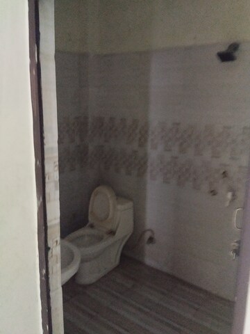 Bathroom in 2 BHK Independent House at Gomti Nagar – for Rent