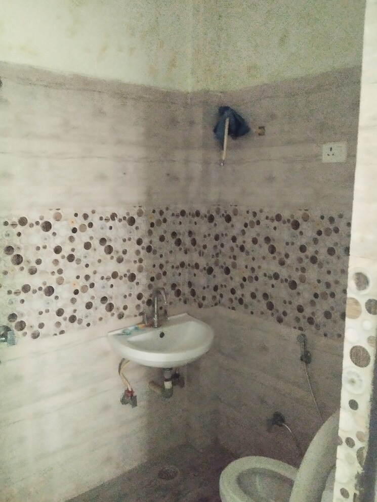 Bathroom, gomti nagar 2 Bedroom 1250 Sq.Ft. Independent House In Gomti Nagar Lucknow 8637097
