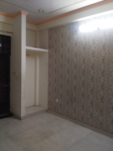 Room in 2 BHK Independent House at Gomti Nagar – for Rent
