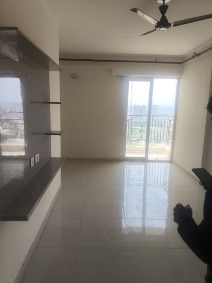 Kitchen, signature-global-proxima-phase-2 2 Bedroom 604 Sq.Ft. Apartment In Sector 89 Gurgaon 8637174