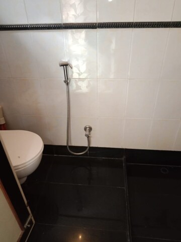 3.5 BHK Apartment For Rent in Marathon Monte South, Byculla West