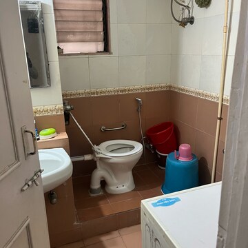 Team Area in 1 BHK Apartment at Nisarg Hyde Park, Kharghar Sector 35g – for Rent