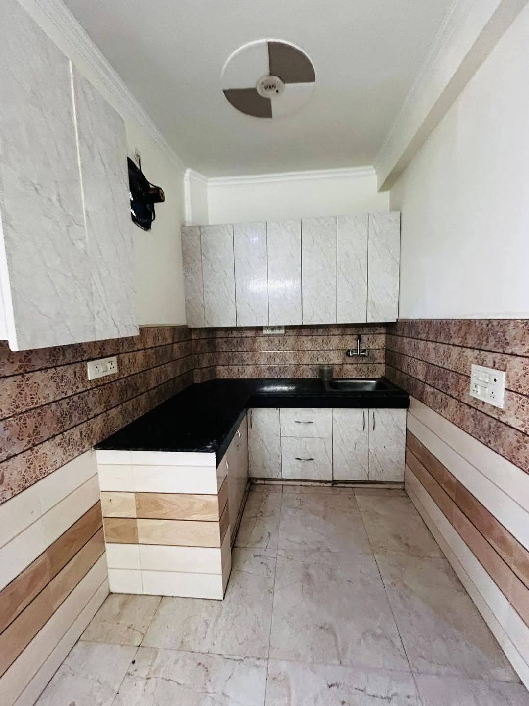 1 BHK Builder Floor For Rent in Freedom Fighters Enclave