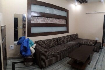 3 BHK Builder Floor For Sale in Rohini Sector 8