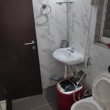 Bathroom in 1 BHK Apartment at Vasudha Etasha, Kothrud – for Rent