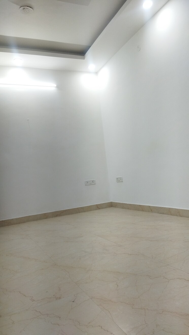 Room, govindpuri 4 Bedroom 1600 Sq.Ft. Builder Floor In Govindpuri Delhi 8637382