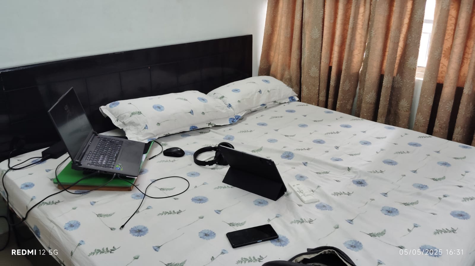 3 BHK + Extra Room Apartment For Rent in Eros Wembley Estate