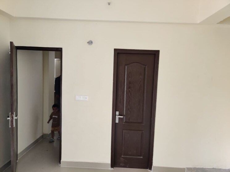 Room, amrapali-golf-homes 3 Bedroom 1595 Sq.Ft. Apartment In Sector 4 Greater Noida Greater Noida 8637431