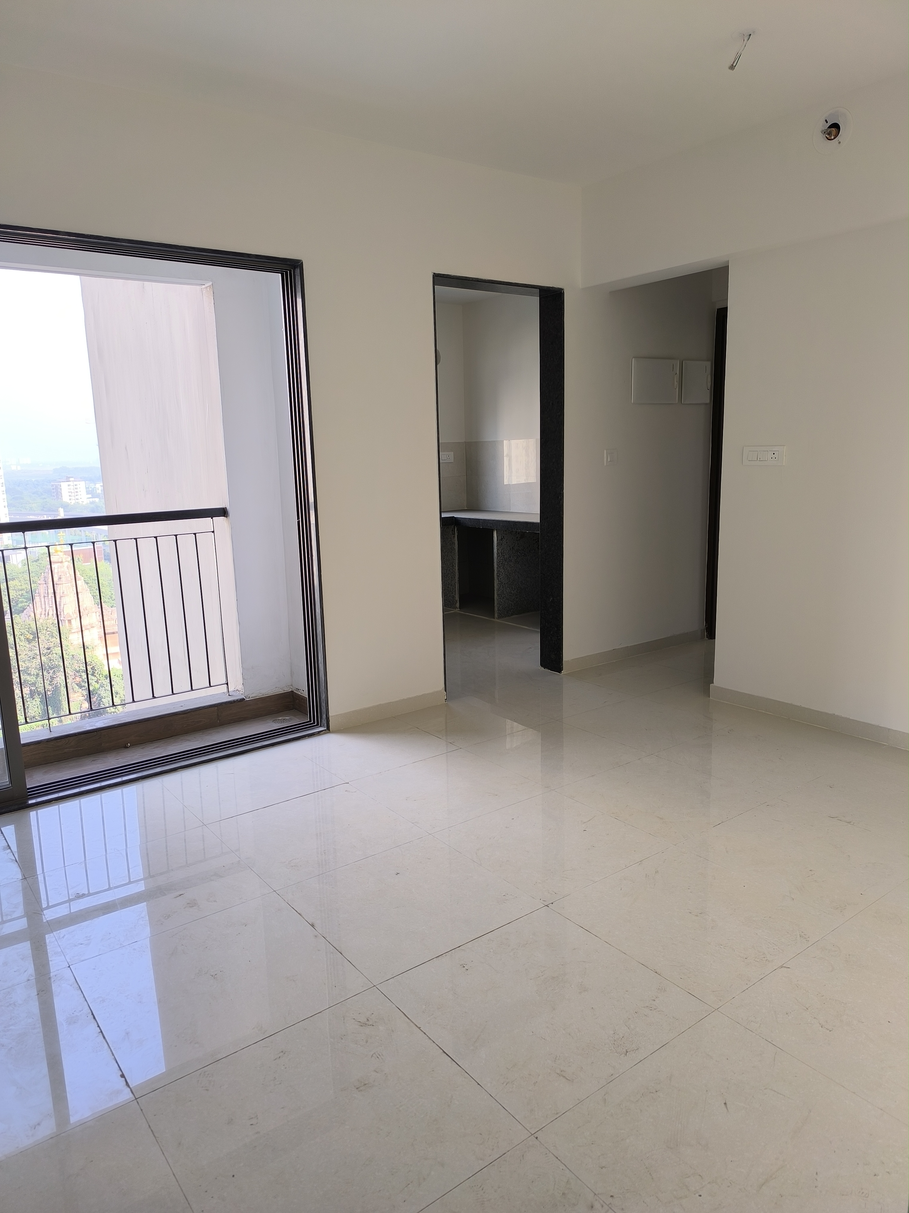2 BHK + Servant Room Apartment For Rent in Runwal Eirene