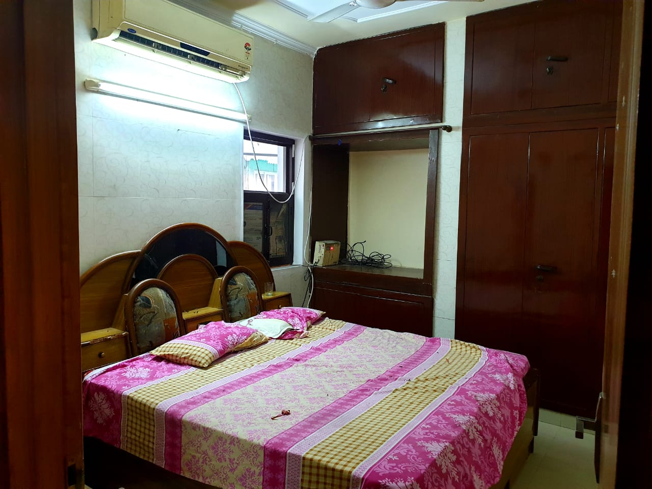 3 BHK + Servant Room Apartment For Sale in Vijeta Vihar Apartment
