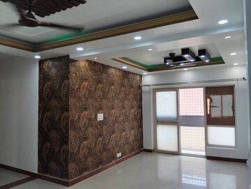 Living Room in 2 BHK Apartment at Omaxe Heights, Sector 86 – for Rent