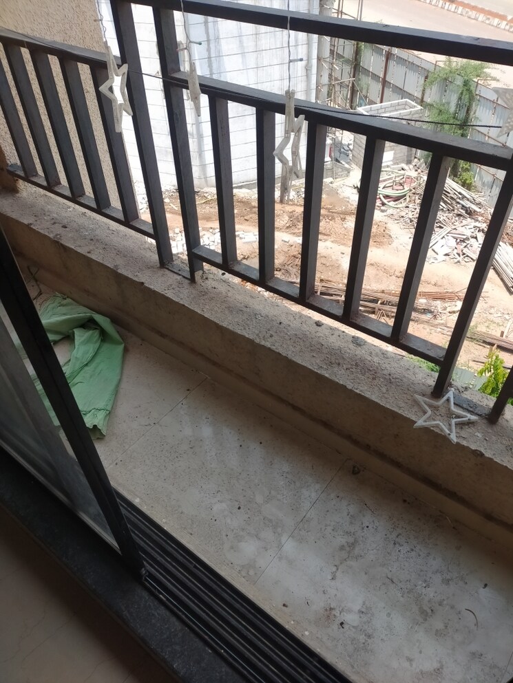 Balcony, raunak-city-phase-2 1 Bedroom 588 Sq.Ft. Apartment In Kalyan West Thane 8637575