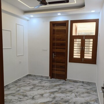 Room in 3 BHK Apartment at Mahavir Enclave 1 – for Rent