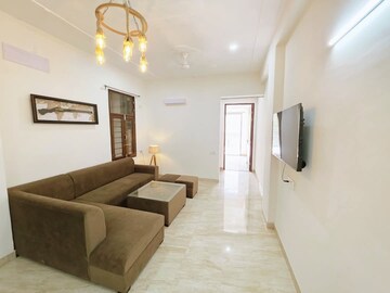 2 BHK Builder Floor For Rent in Surendra Avenue 69, Sector 69